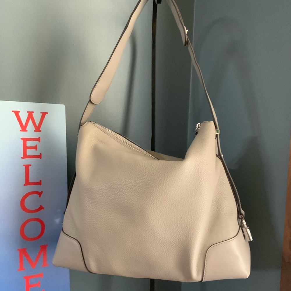 Michael Kors Pebble Leather Large Crosby - Picture 4 of 16